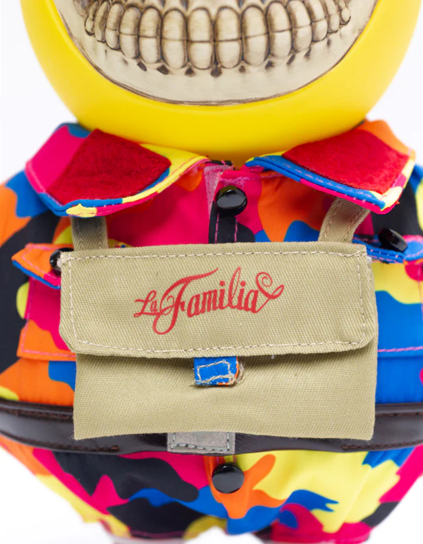 La Familia Grin 8" Vinyl Figure by JBalvin x Ron English Popaganda - Image 3